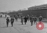 Image des membres britanniques du Parlement visiter Camp de concentration Buchenwald Allemagne, 1945, de la seconde 45 séquences d'archives historiques vidéo 65675055079