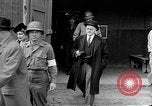 Image des membres britanniques du Parlement visiter Camp de concentration Buchenwald Allemagne, 1945, de la seconde 60 séquences d'archives historiques vidéo 65675055079