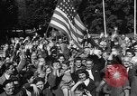 Standbild anglo-amerikanischen NS-Lager Vittel Frankreich, 1944, aus Sekunde 46 historischem Filmmaterial Videoclip 65675055088