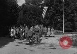 Standbild anglo-amerikanischen NS-Lager Vittel Frankreich, 1944, aus Sekunde 52 historischem Filmmaterial Videoclip 65675055088