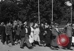 Standbild anglo-amerikanischen NS-Lager Vittel Frankreich, 1944, aus Sekunde 61 historischem Filmmaterial Videoclip 65675055088