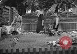 Standbild Thomas Masaryk's Grab Lana Tschechoslowakei, 1946, aus Sekunde 10 historischem Filmmaterial Videoclip 65675055103