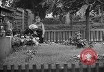 Standbild Thomas Masaryk's Grab Lana Tschechoslowakei, 1946, aus Sekunde 17 historischem Filmmaterial Videoclip 65675055103