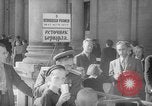Standbild russische Offiziere und Soldaten Karlsbad Tschechoslowakei, 1946, aus Sekunde 35 historischem Filmmaterial Videoclip 65675055107