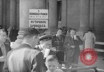 Standbild russische Offiziere und Soldaten Karlsbad Tschechoslowakei, 1946, aus Sekunde 44 historischem Filmmaterial Videoclip 65675055107