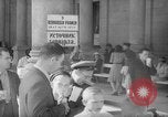 Standbild russische Offiziere und Soldaten Karlsbad Tschechoslowakei, 1946, aus Sekunde 49 historischem Filmmaterial Videoclip 65675055107