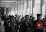 Standbild russische Offiziere und Soldaten Karlsbad Tschechoslowakei, 1946, aus Sekunde 62 historischem Filmmaterial Videoclip 65675055107