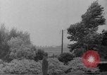 Image des troupes américaines avançant dans Seconde Guerre Mondiale Belgique, 1944, de la seconde 7 séquences d'archives historiques vidéo 65675055108