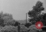 Image des troupes américaines avançant dans Seconde Guerre Mondiale Belgique, 1944, de la seconde 12 séquences d'archives historiques vidéo 65675055108