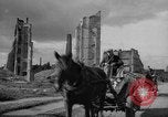 Immagine di Prigionieri di guerra tedeschi Varsavia POLONIA, 1947, secondo 6 filmato di repertorio 65675055114