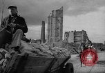 Immagine di Prigionieri di guerra tedeschi Varsavia POLONIA, 1947, secondo 10 filmato di repertorio 65675055114