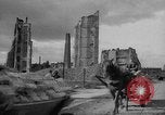 Immagine di Prigionieri di guerra tedeschi Varsavia POLONIA, 1947, secondo 12 filmato di repertorio 65675055114