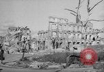 Immagine di Prigionieri di guerra tedeschi Varsavia POLONIA, 1947, secondo 17 filmato di repertorio 65675055114