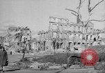 Immagine di Prigionieri di guerra tedeschi Varsavia POLONIA, 1947, secondo 23 filmato di repertorio 65675055114