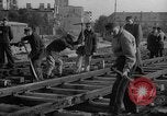Immagine di Prigionieri di guerra tedeschi Varsavia POLONIA, 1947, secondo 45 filmato di repertorio 65675055115