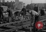 Immagine di Prigionieri di guerra tedeschi Varsavia POLONIA, 1947, secondo 46 filmato di repertorio 65675055115