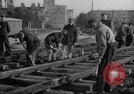 Immagine di Prigionieri di guerra tedeschi Varsavia POLONIA, 1947, secondo 50 filmato di repertorio 65675055115