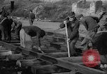 Immagine di Prigionieri di guerra tedeschi Varsavia POLONIA, 1947, secondo 56 filmato di repertorio 65675055115