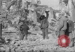 Immagine di La sede della Prudential in rovina Varsavia POLONIA, 1947, secondo 17 filmato di repertorio 65675055117