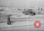 Immagine di monumento originale agli eroi del ghetto Varsavia POLONIA, 1947, secondo 3 filmato di repertorio 65675055118
