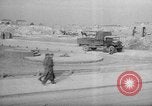 Immagine di monumento originale agli eroi del ghetto Varsavia POLONIA, 1947, secondo 4 filmato di repertorio 65675055118