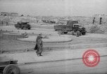 Immagine di monumento originale agli eroi del ghetto Varsavia POLONIA, 1947, secondo 14 filmato di repertorio 65675055118