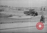 Immagine di monumento originale agli eroi del ghetto Varsavia POLONIA, 1947, secondo 19 filmato di repertorio 65675055118