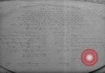 Immagine di monumento originale agli eroi del ghetto Varsavia POLONIA, 1947, secondo 28 filmato di repertorio 65675055118