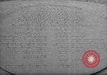 Immagine di monumento originale agli eroi del ghetto Varsavia POLONIA, 1947, secondo 30 filmato di repertorio 65675055118