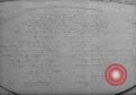 Immagine di monumento originale agli eroi del ghetto Varsavia POLONIA, 1947, secondo 34 filmato di repertorio 65675055118