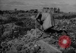 Immagine di Resti di edifici Varsavia POLONIA, 1947, secondo 52 filmato di repertorio 65675055120