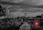 Immagine di rovine degli edifici del ghetto di Varsavia Varsavia POLONIA, 1947, secondo 17 filmato di repertorio 65675055121