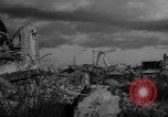 Immagine di rovine degli edifici del ghetto di Varsavia Varsavia POLONIA, 1947, secondo 18 filmato di repertorio 65675055121