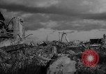 Immagine di rovine degli edifici del ghetto di Varsavia Varsavia POLONIA, 1947, secondo 22 filmato di repertorio 65675055121