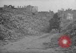Immagine di rovine degli edifici del ghetto di Varsavia Varsavia POLONIA, 1947, secondo 52 filmato di repertorio 65675055121