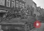 Immagine di La prima e la Nona Esercito Lippstadt Germania, 1945, secondo 18 filmato di repertorio 65675055128