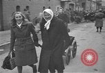 Image esclaves allemand Lippstadt Allemagne, 1945, de la seconde 16 séquences d'archives historiques vidéo 65675055129