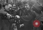 Image esclaves allemand Lippstadt Allemagne, 1945, de la seconde 57 séquences d'archives historiques vidéo 65675055129