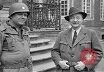 Standbild 5 Armored Division Dulmen Deutschland, 1945, aus Sekunde 54 historischem Filmmaterial Videoclip 65675055130