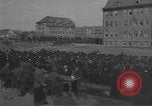 Immagine di Interrogazione dei civili tedeschi Schweinfurt Germania, 1945, secondo 3 filmato di repertorio 65675055134