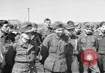 Standbild Deutscher junge Soldaten verhört Zweiten Weltkrieg Schweinfurt Deutschland, 1945, aus Sekunde 9 historischem Filmmaterial Videoclip 65675055135