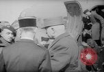 Standbild französischen Heimkehrer Paris Frankreich, 1945, aus Sekunde 4 historischem Filmmaterial Videoclip 65675055142