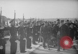Standbild französischen Heimkehrer Paris Frankreich, 1945, aus Sekunde 17 historischem Filmmaterial Videoclip 65675055142