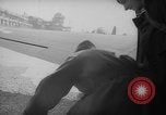 Standbild französischen Heimkehrer Paris Frankreich, 1945, aus Sekunde 44 historischem Filmmaterial Videoclip 65675055142