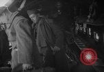 Standbild französischen Heimkehrer Paris Frankreich, 1945, aus Sekunde 58 historischem Filmmaterial Videoclip 65675055142