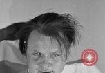 Standbild Haare schneiden Limousine Portland Oregon USA, 1931, aus Sekunde 36 historischem Filmmaterial Videoclip 65675055144