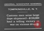 Image a saisi une cargaison de drogue New York City USA, 1931, de la seconde 10 séquences d'archives historiques vidéo 65675055146