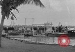 Standbild Wohlhabende amerikanische Männer im exklusiven Club Cocolobo Cay Florida USA, 1931, aus Sekunde 10 historischem Filmmaterial Videoclip 65675055150