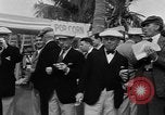 Standbild Wohlhabende amerikanische Männer im exklusiven Club Cocolobo Cay Florida USA, 1931, aus Sekunde 25 historischem Filmmaterial Videoclip 65675055150