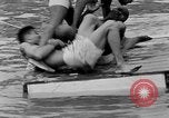 Standbild Wohlhabende amerikanische Männer im exklusiven Club Cocolobo Cay Florida USA, 1931, aus Sekunde 46 historischem Filmmaterial Videoclip 65675055150